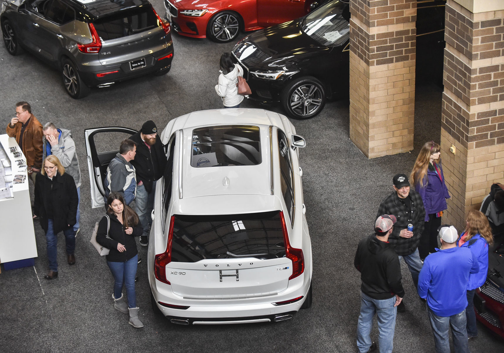 021019-mda-nws-autoshow-09.jpg